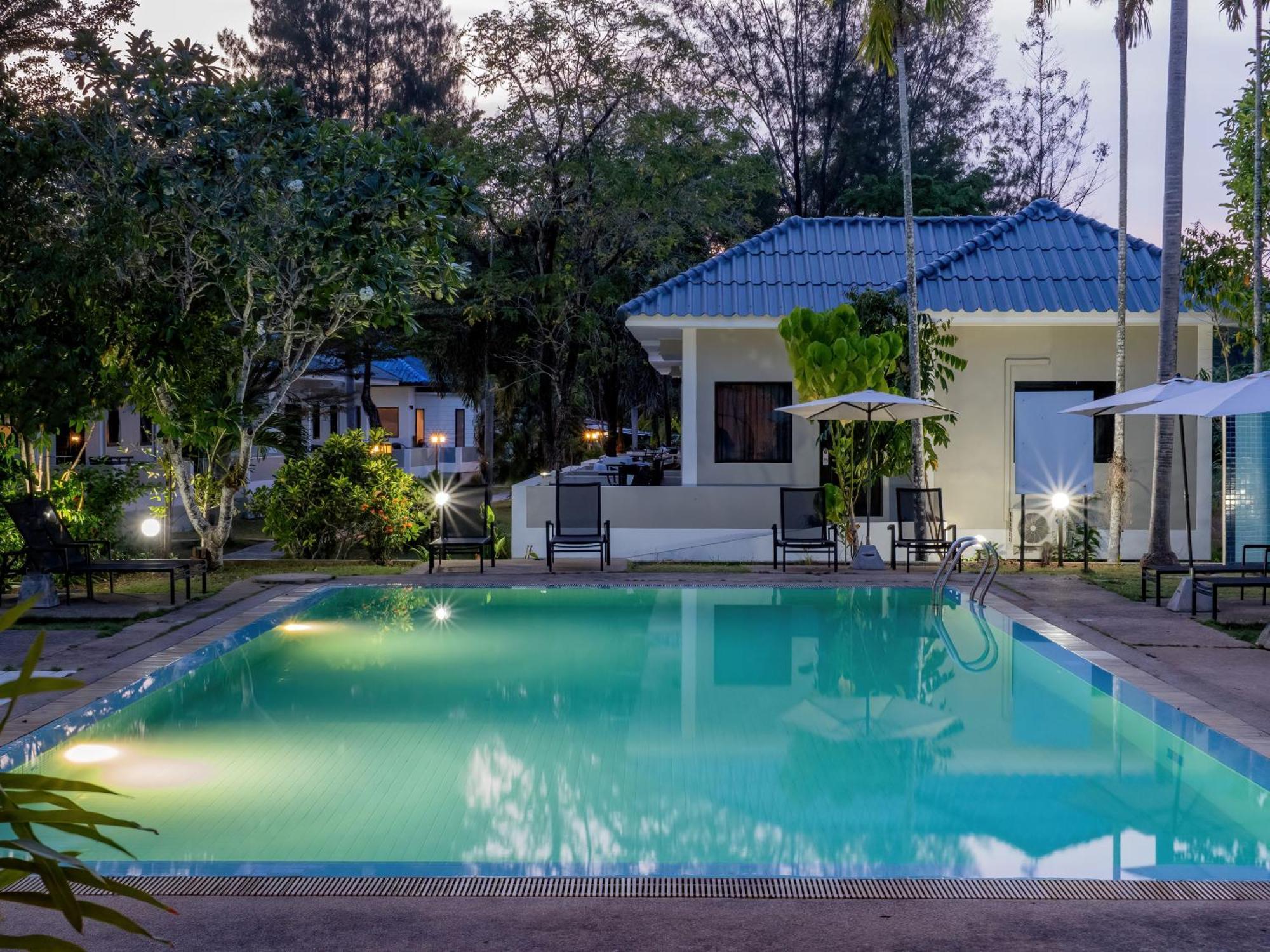Isara Nai Yang Resort Exterior foto